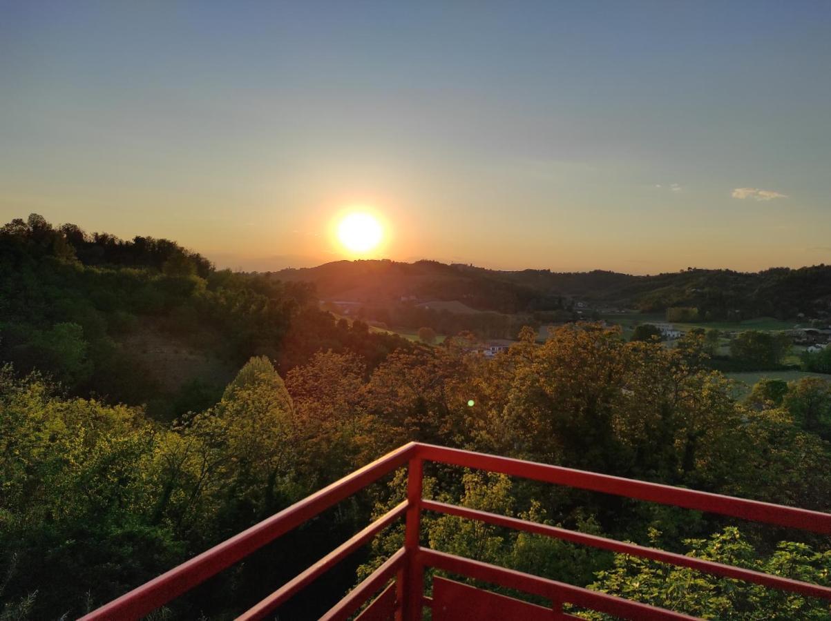 Oasi Del Monferrato - Appartamento Rosso Mombercelli Kültér fotó
